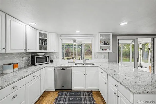 320 Oswego Court Aurora, CO 80010