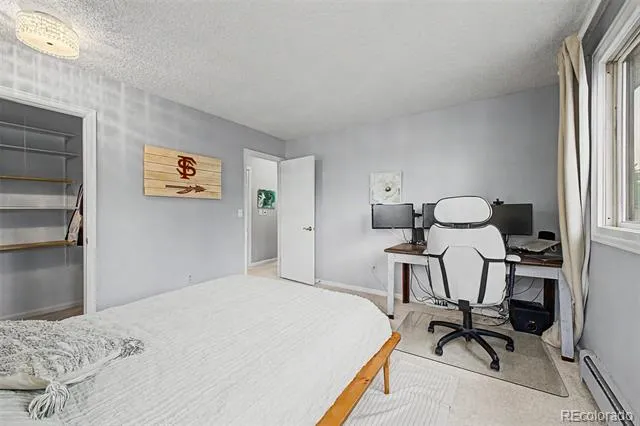 320 Oswego Court Aurora, CO 80010