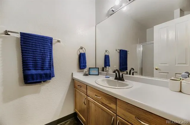 7388 S Alkire Street #206 Littleton, CO 80127