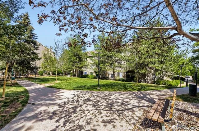 7388 S Alkire Street #206 Littleton, CO 80127