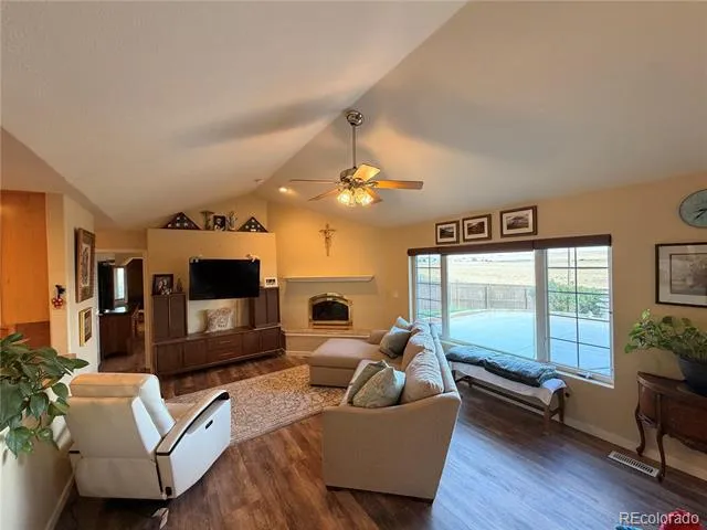 18105 County Rd 113 Ramah, CO 80832