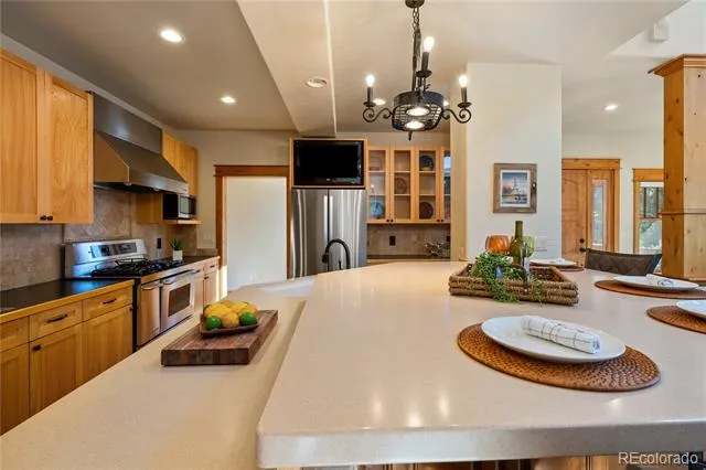 621 Elk Run Road New Castle, CO 81647