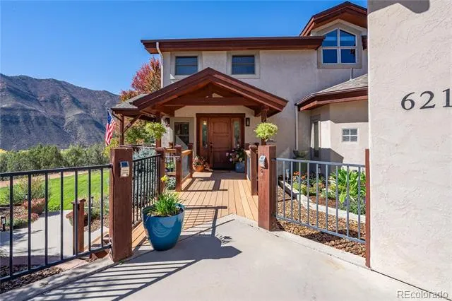 621 Elk Run Road New Castle, CO 81647