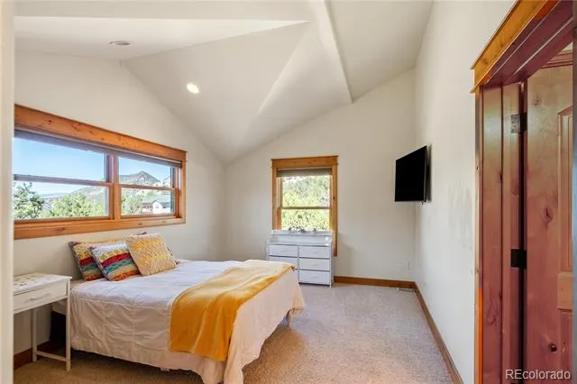 621 Elk Run Road New Castle, CO 81647