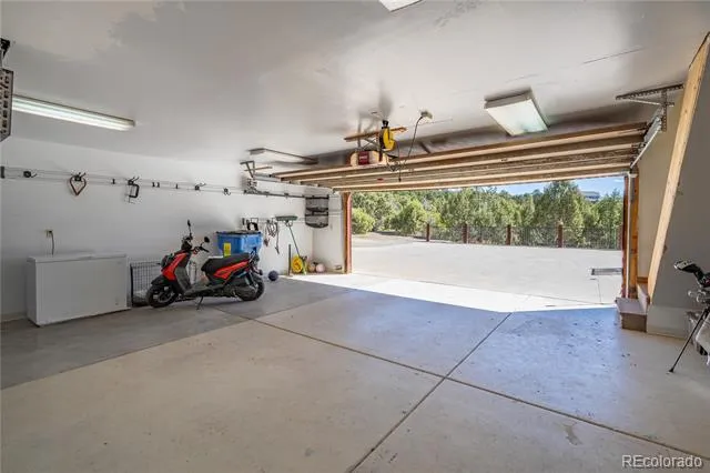 621 Elk Run Road New Castle, CO 81647