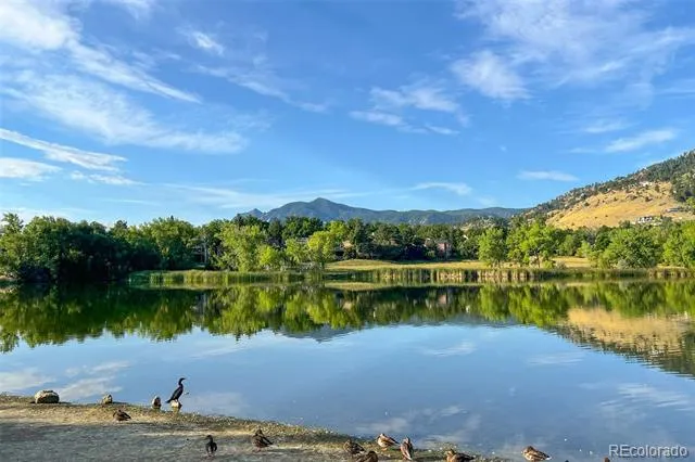 4017 Wonderland Hill Avenue Boulder, CO 80304