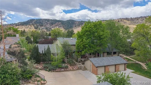 4017 Wonderland Hill Avenue Boulder, CO 80304