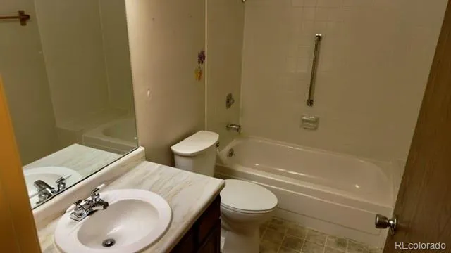 13661 E Marina Drive #204 Aurora, CO 80014
