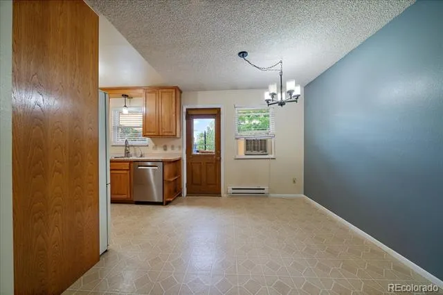 967 Mountain View Drive Castle Rock, CO 80104