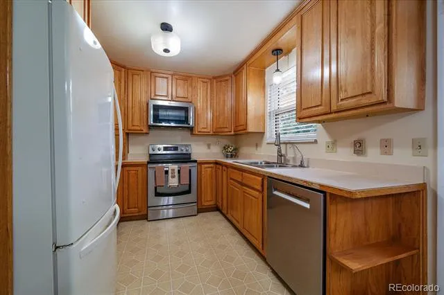 967 Mountain View Drive Castle Rock, CO 80104