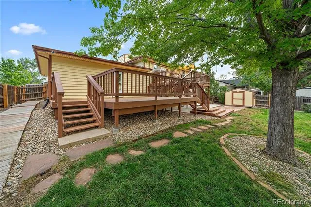 967 Mountain View Drive Castle Rock, CO 80104