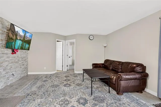 5067 Crystal Way Denver, CO 80239