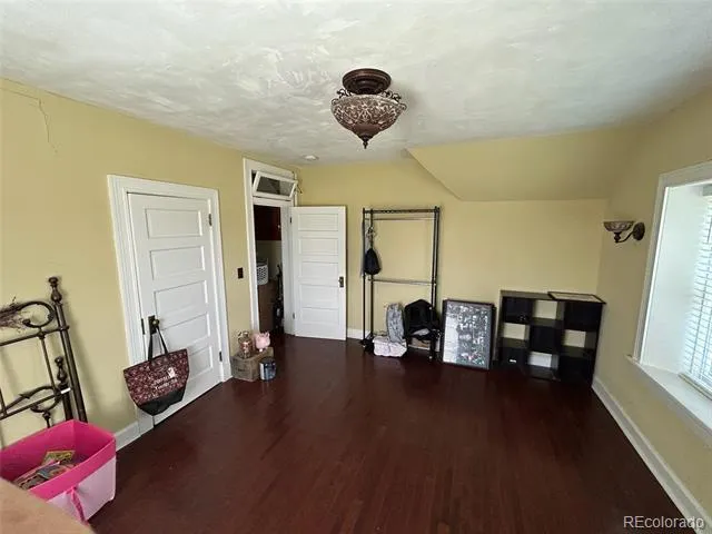 409 W Vinson Street Holly, CO 81047