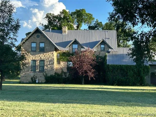 409 W Vinson Street Holly, CO 81047