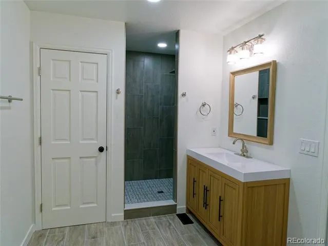 5927 S Yates Court Littleton, CO 80123