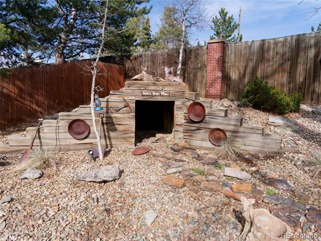 5927 S Yates Court Littleton, CO 80123