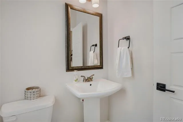 6264 Lisbon Street Aurora, CO 80019
