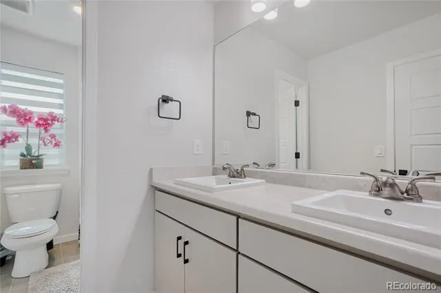 6264 Lisbon Street Aurora, CO 80019