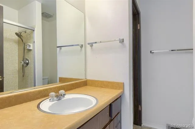 9047 E Chenango Avenue Greenwood Village, CO 80111