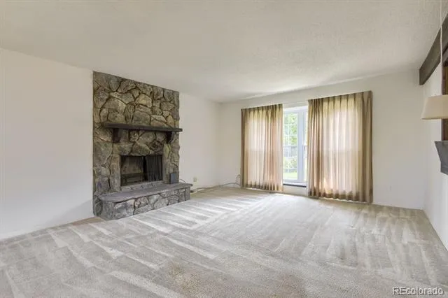 9047 E Chenango Avenue Greenwood Village, CO 80111
