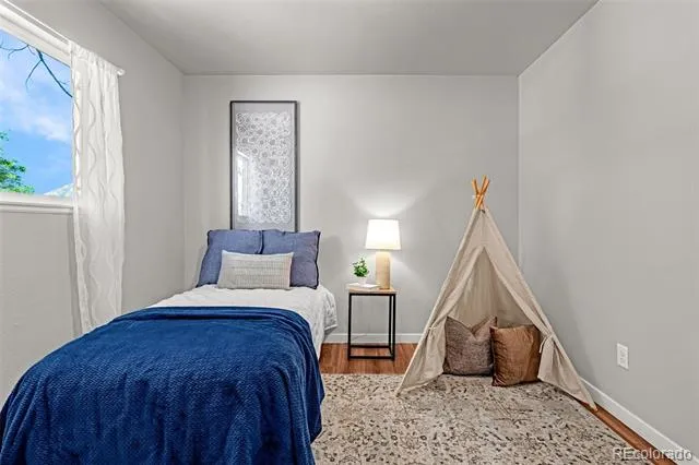 2214 Sonoma Drive Colorado Springs, CO 80910