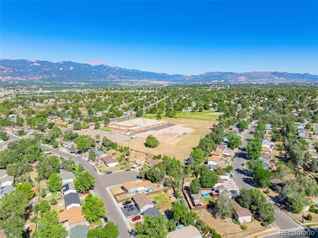 2214 Sonoma Drive Colorado Springs, CO 80910
