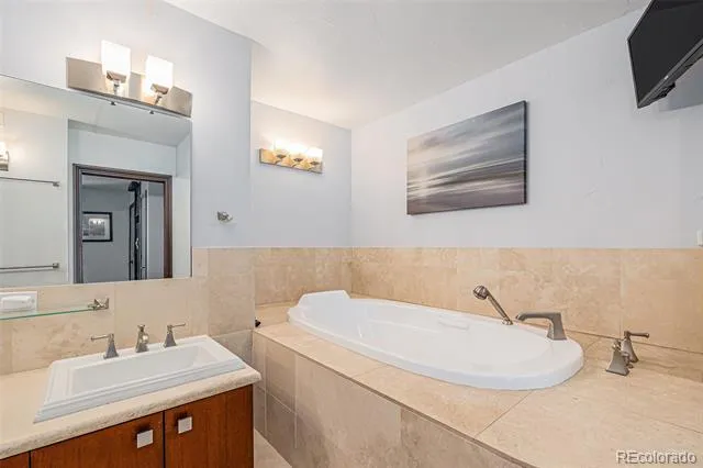 1020 15th Street #35C Denver, CO 80202