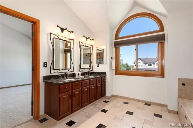 9635 Cherryvale Drive Highlands Ranch, CO 80126