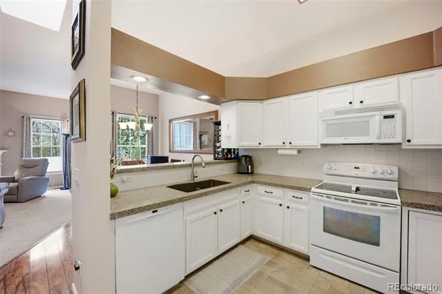 6838 Los Reyes Circle Colorado Springs, CO 80918