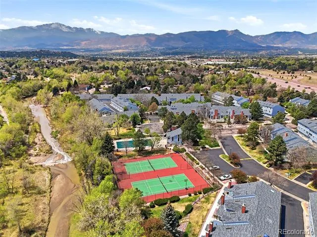 6838 Los Reyes Circle Colorado Springs, CO 80918