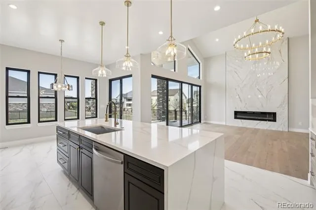27330 E Nova Circle Aurora, CO 80016