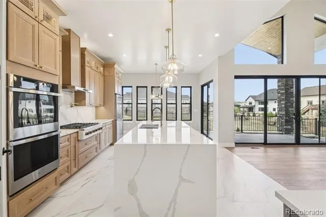 27330 E Nova Circle Aurora, CO 80016