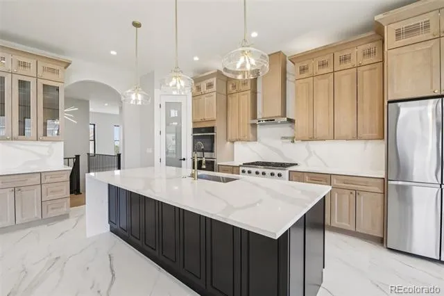 27330 E Nova Circle Aurora, CO 80016