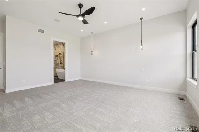 27330 E Nova Circle Aurora, CO 80016