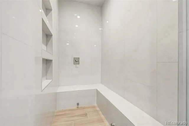27330 E Nova Circle Aurora, CO 80016