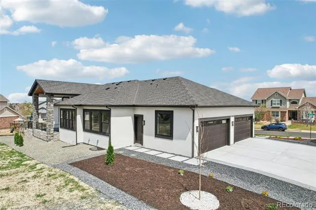 27330 E Nova Circle Aurora, CO 80016