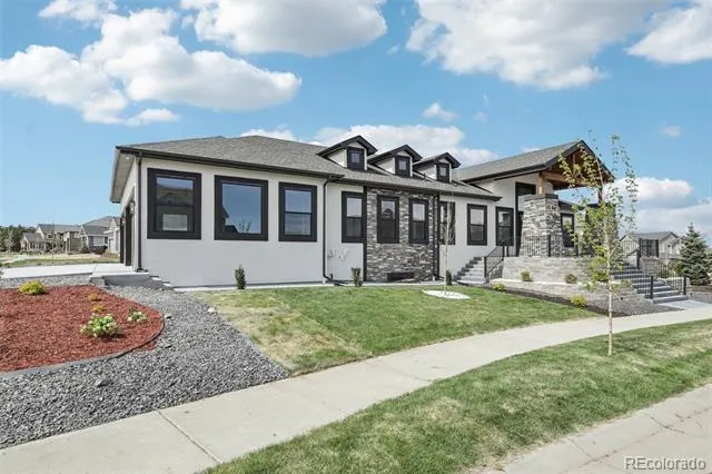 27330 E Nova Circle Aurora, CO 80016