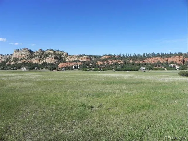 8117 Acoma Drive Larkspur, CO 80118