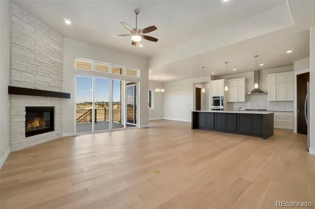 24113 E 36th Place Aurora, CO 80019