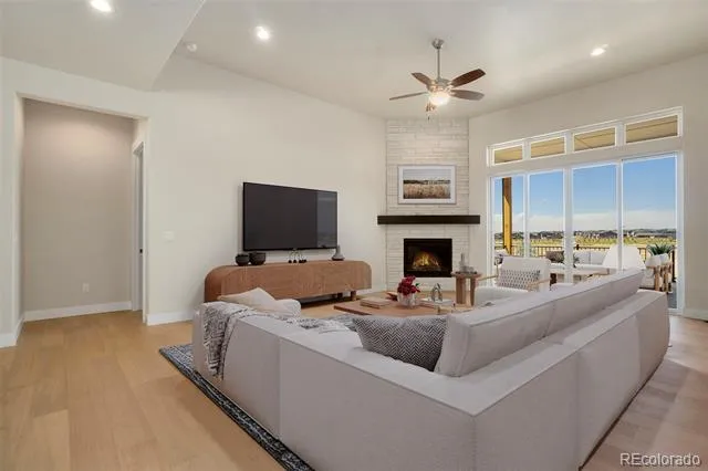 24113 E 36th Place Aurora, CO 80019