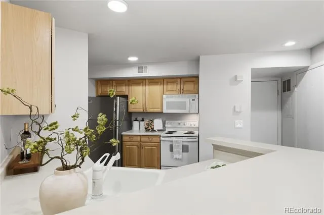 6001 S Yosemite Street #B202 Greenwood Village, CO 80111