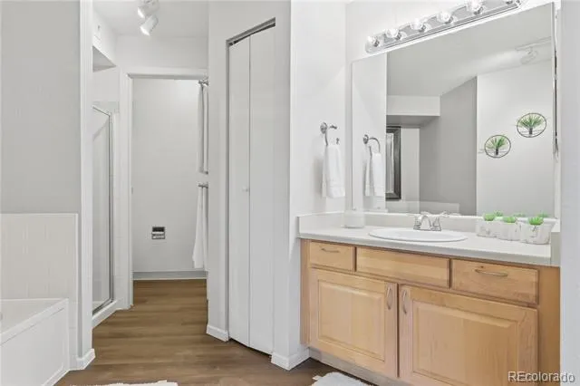 6001 S Yosemite Street #B202 Greenwood Village, CO 80111