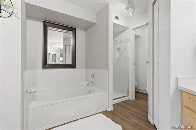 6001 S Yosemite Street #B202 Greenwood Village, CO 80111