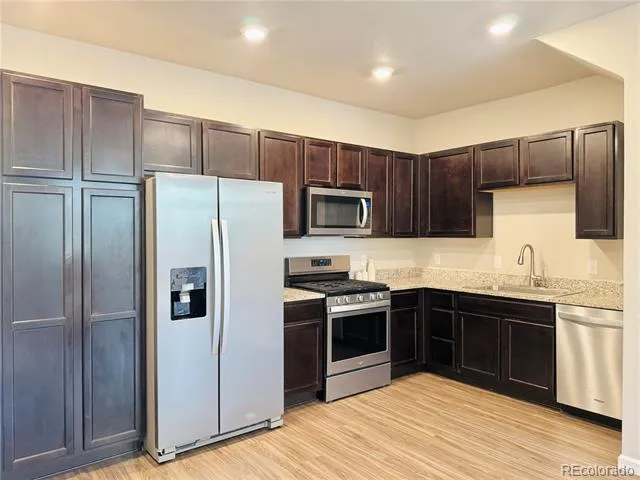 1070 Oak Circle Denver, CO 80215