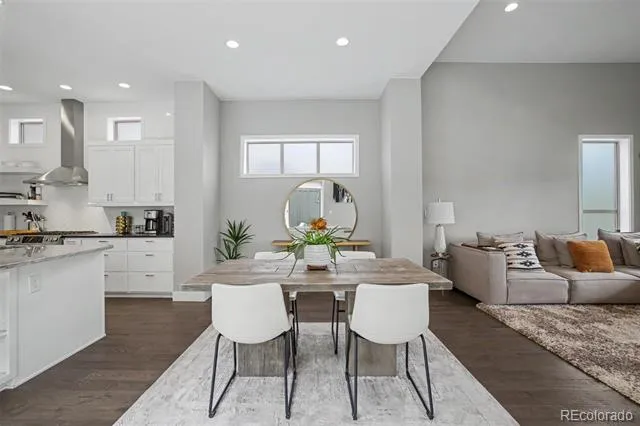 9761 Taylor River Circle Littleton, CO 80125