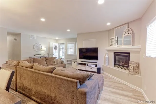 1536 S Meade Street Denver, CO 80219
