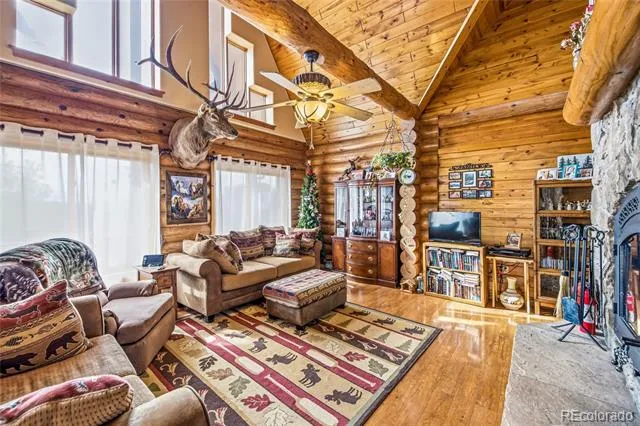 13507 Lonesome Cove Road Hotchkiss, CO 81419