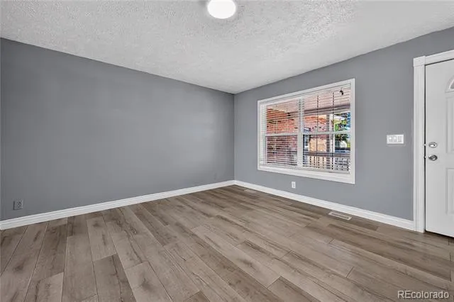 5881 S Quatar Circle Centennial, CO 80015