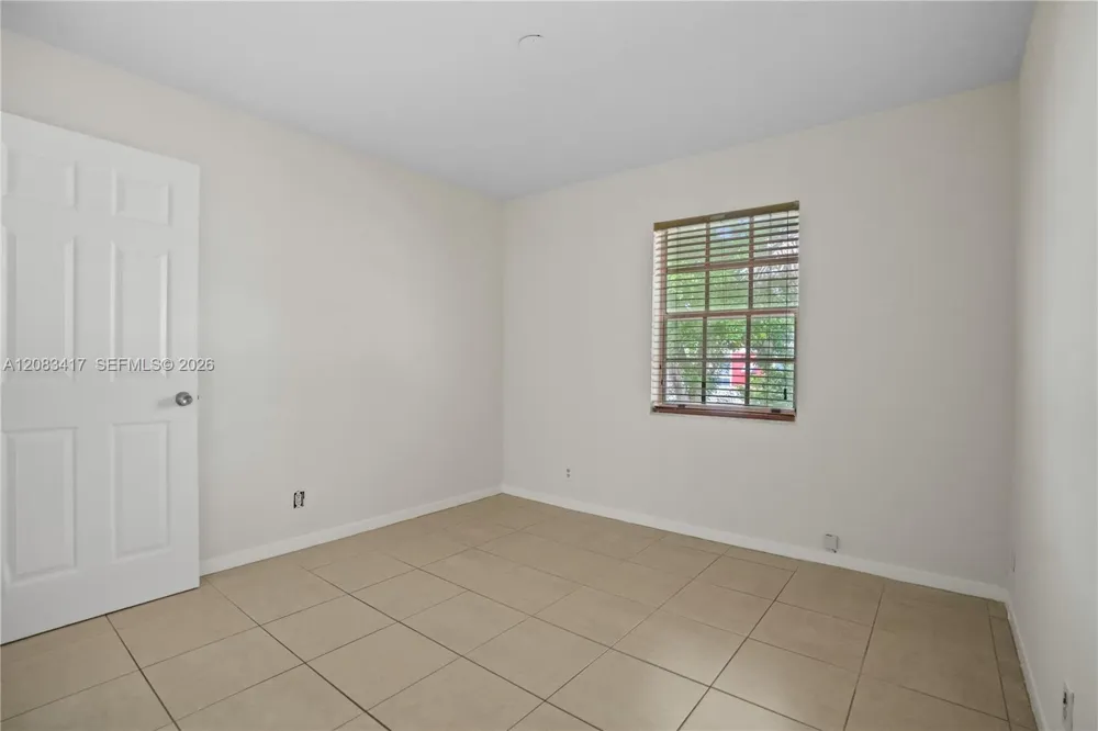 1749 SW 81st Ln #5-30 Davie, FL 33324