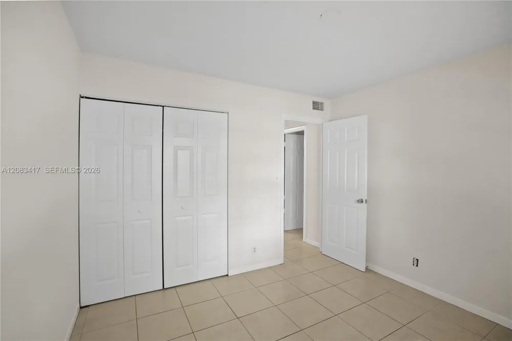 1749 SW 81st Ln #5-30 Davie, FL 33324
